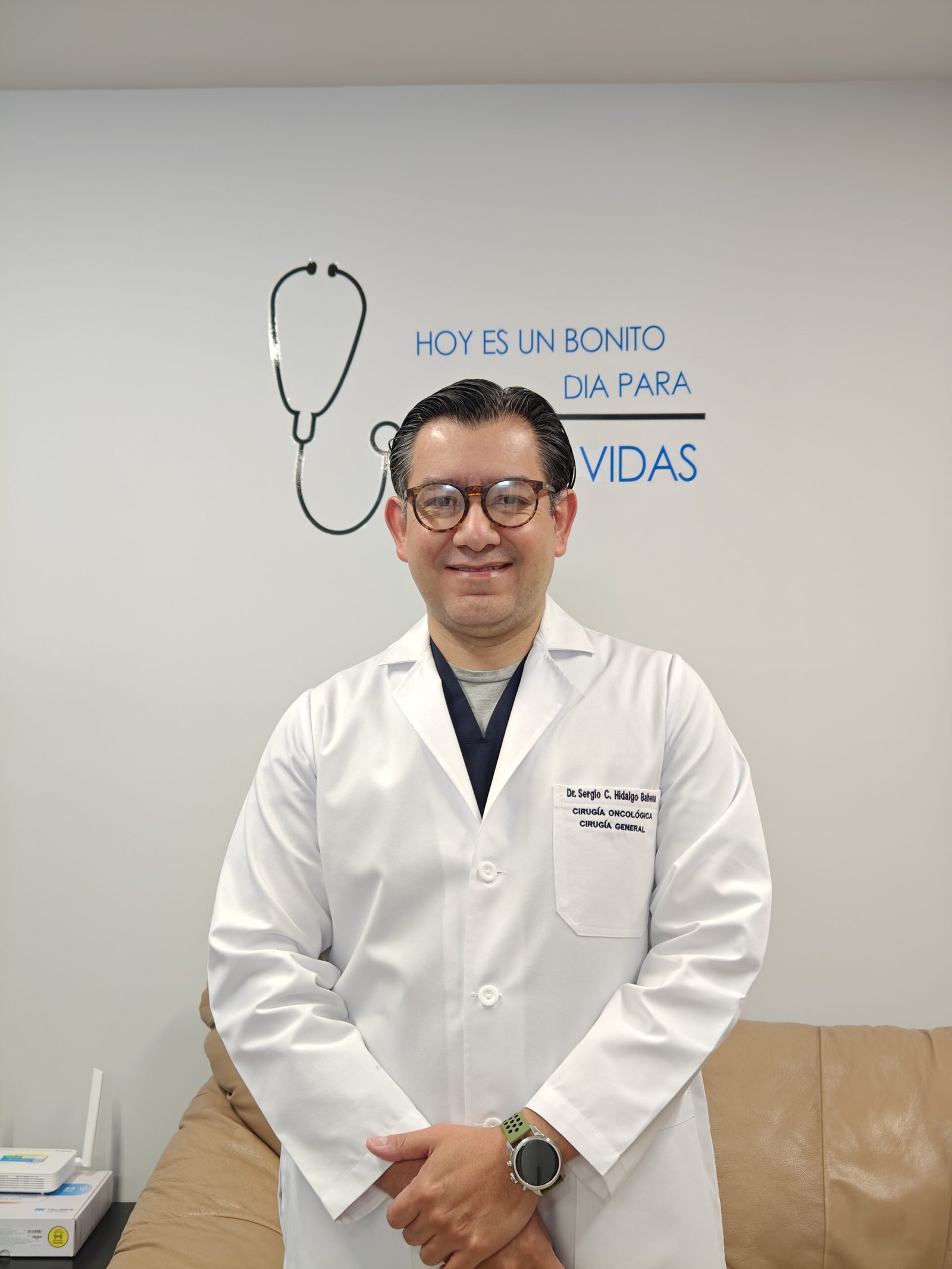 Dr Sergio Hidalgo cirujano oncólogo especialista en cáncer de ovario en Naucalpan Satélite e Interlomas