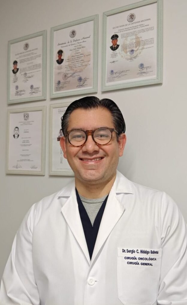 Dr. Sergio Hidalgo cirujano oncólogo especialista en cáncer de mama en Naucalpan